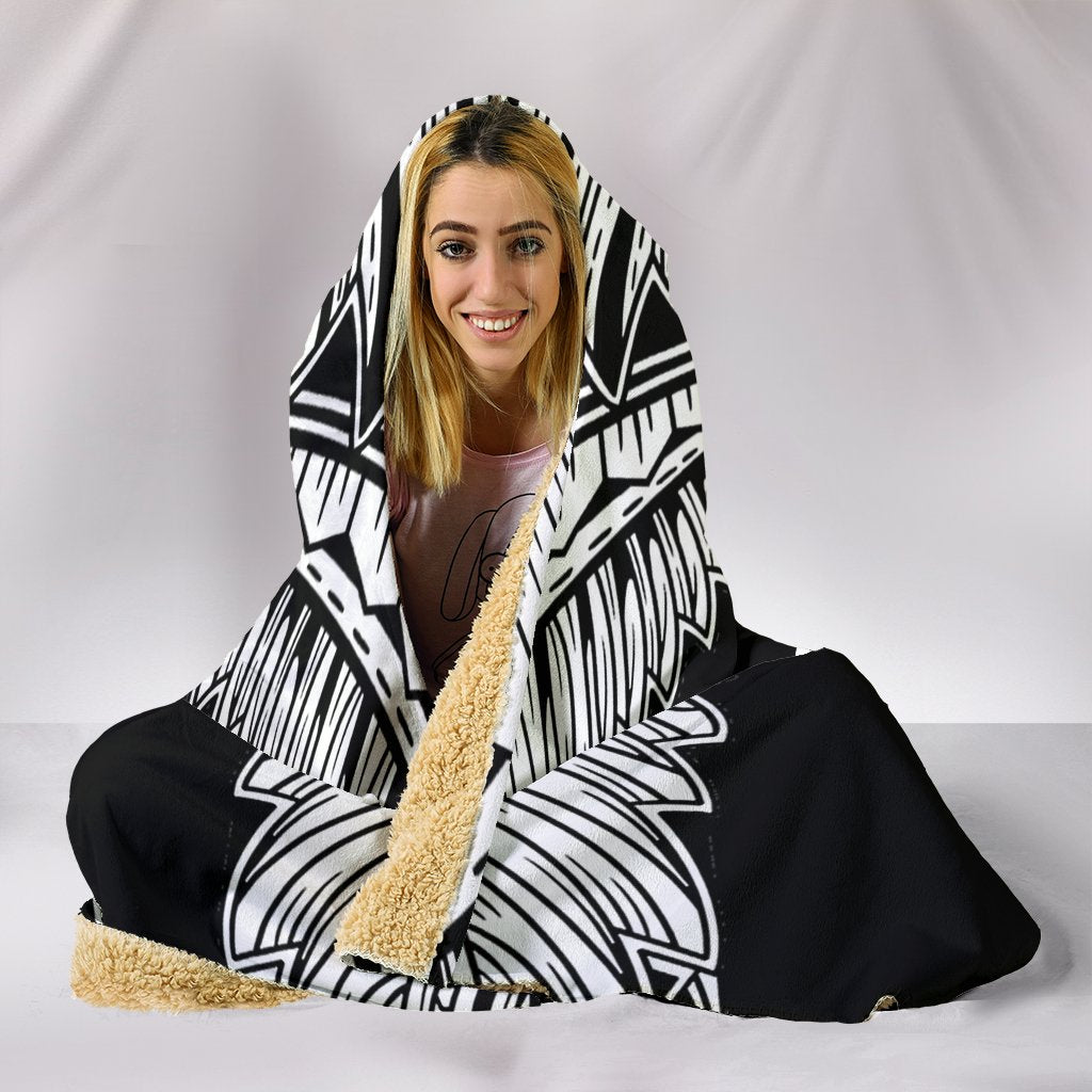 Hawaii Polynesian Hooded Blanket - Hawaii Pride White Version Hooded Blanket White - Polynesian Pride