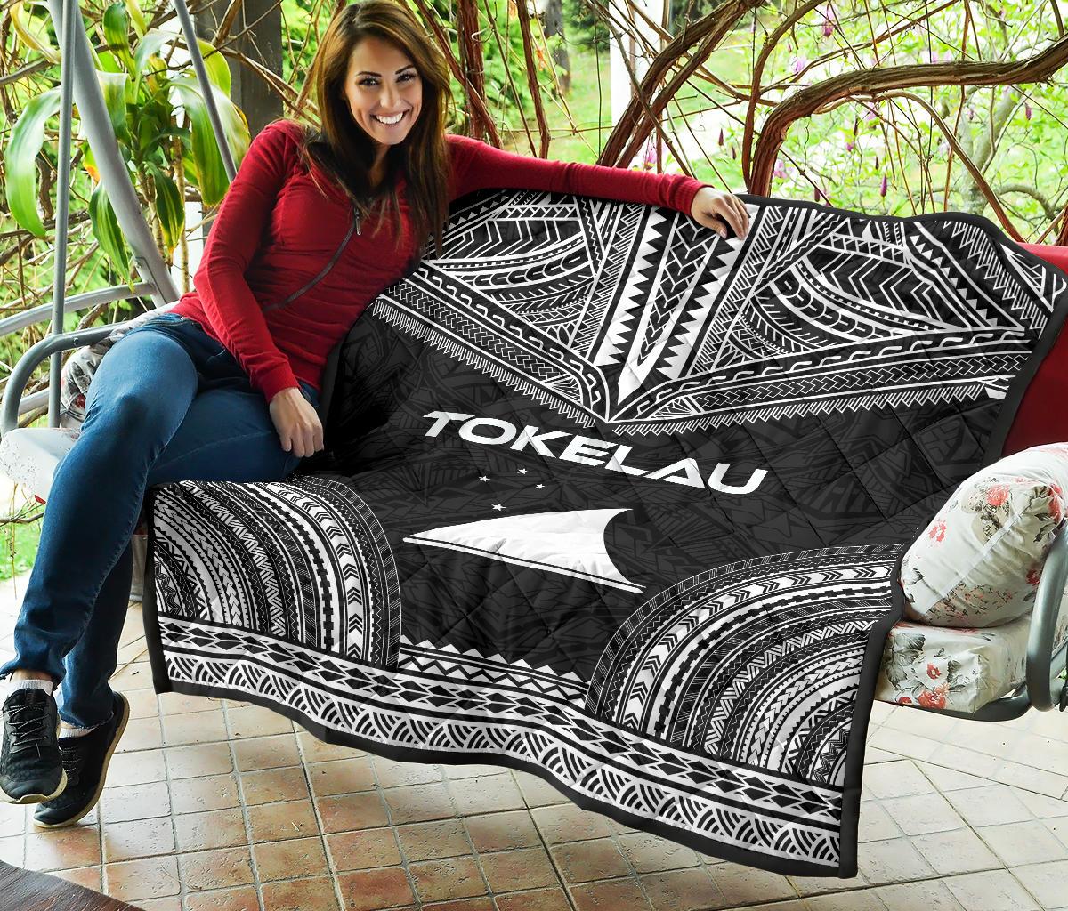 Tokelau Premium Quilt - Tokelau Flag Polynesian Chief Black Version - Polynesian Pride