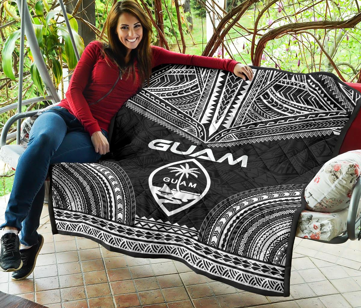 Guam Premium Quilt - Guam Coat Of Arms Polynesian Chief Black Version - Polynesian Pride
