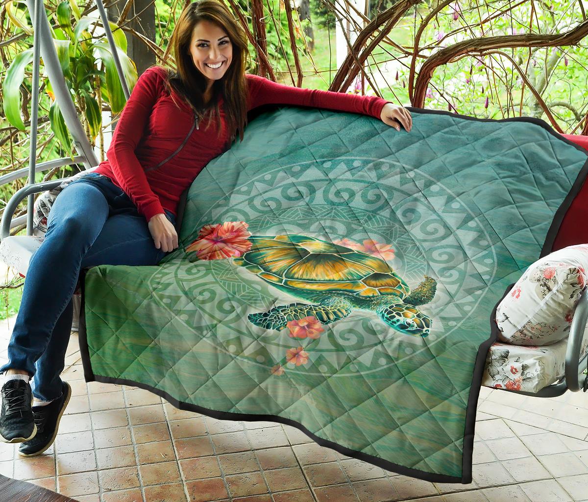 Circle Turtle Premium Quilt - Polynesian Pride