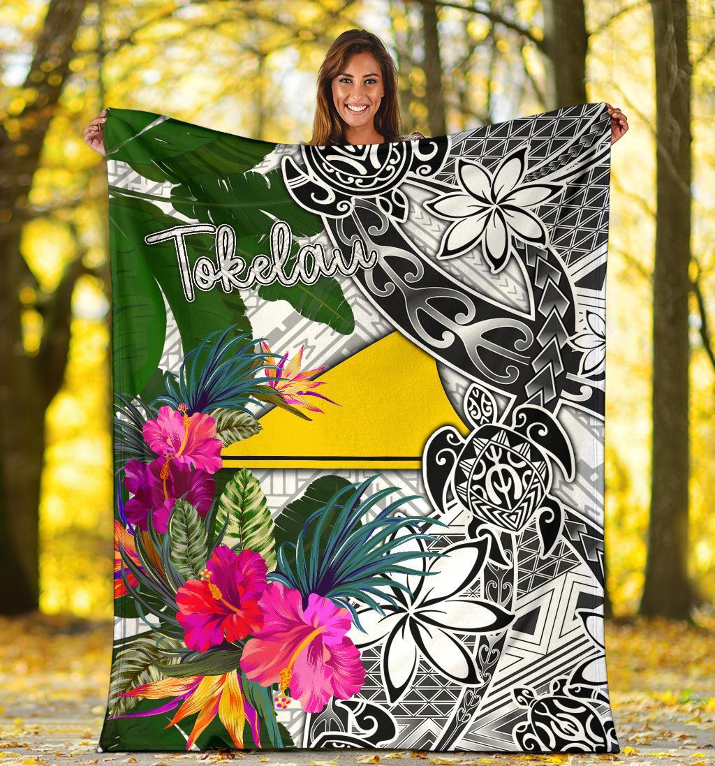Tokelau Premium Blanket White - Turtle Plumeria Banana Leaf - Polynesian Pride