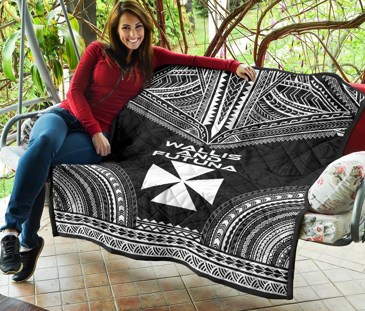 Wallis And Futuna Premium Quilt - Wallis And Futuna Coat Of Arms Polynesian Chief Black Version - Polynesian Pride