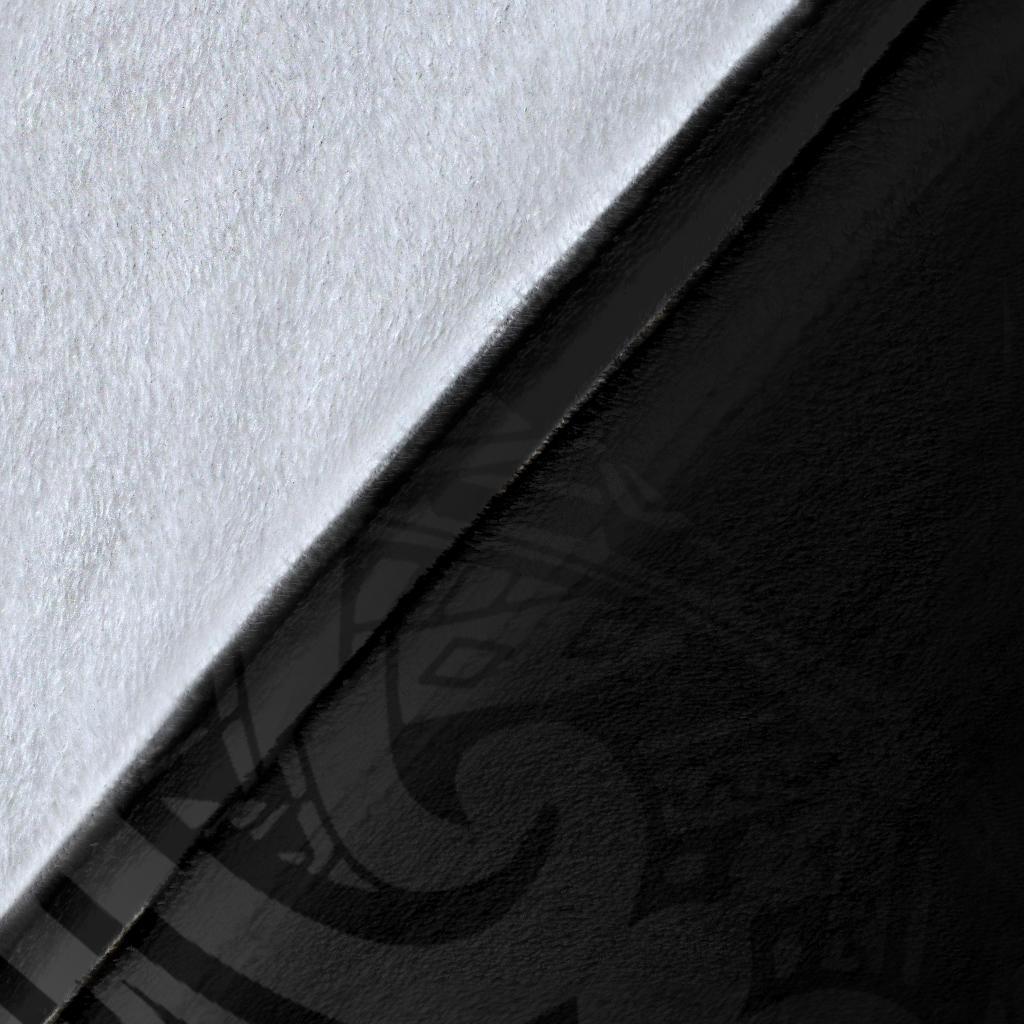 Chuuk Premium Blanket - Black Fog Style - Polynesian Pride