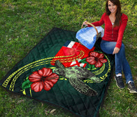 Wallis and Futuna Polynesian Premium Quilt - Green Turtle Hibiscus - Polynesian Pride