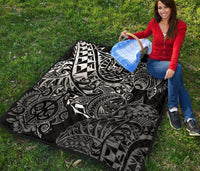 Tahiti Polynesian Premium Quilt - White Turtle Hibiscus Flowing - Polynesian Pride