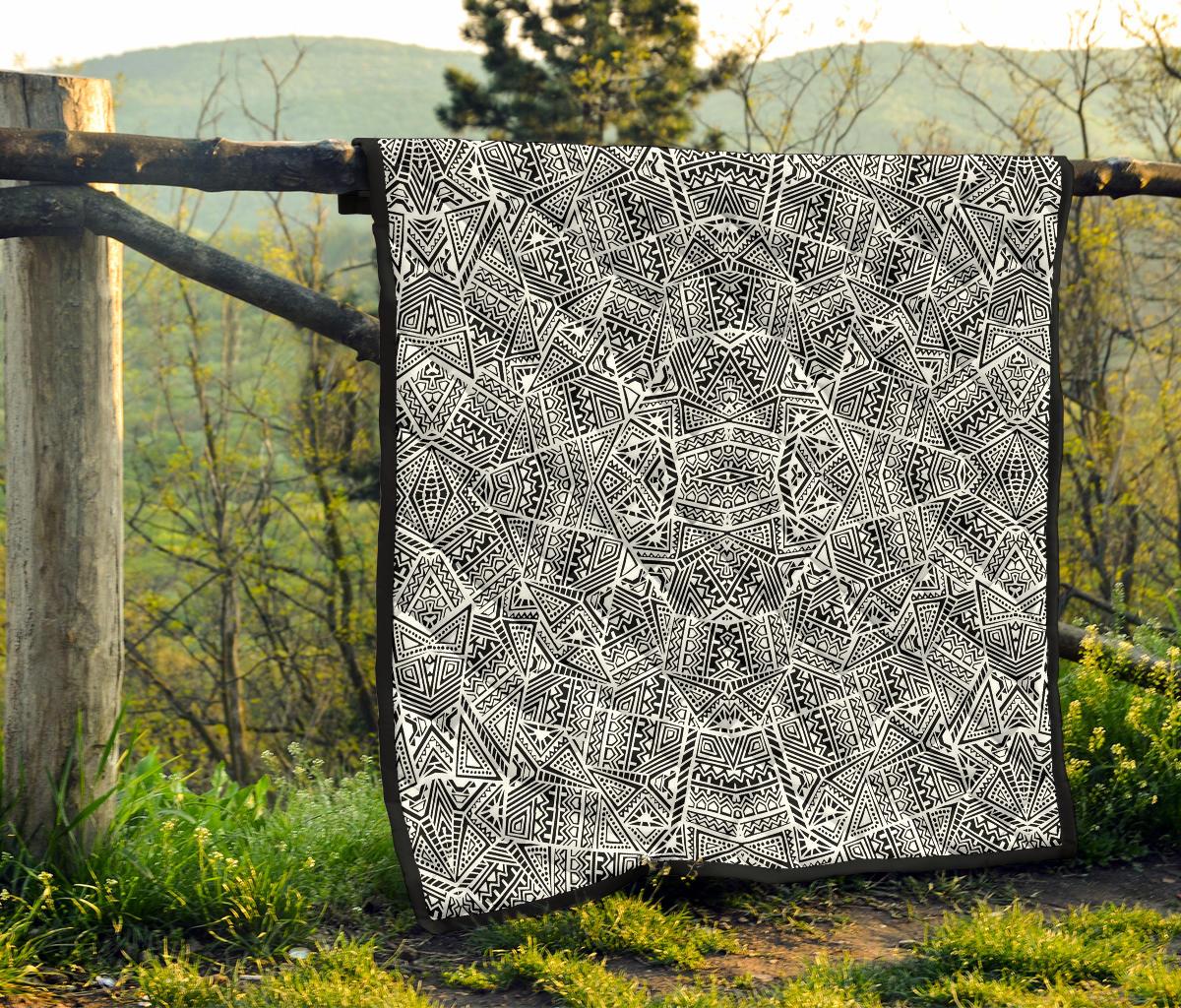 Polynesian Premium Quilt White And Black - Polynesian Pride