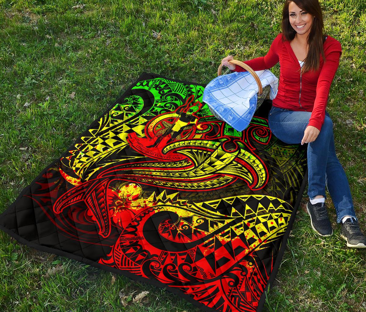 Vanuatu Polynesian Premium Quilt - Reggae Shark Polynesian Tattoo - Polynesian Pride