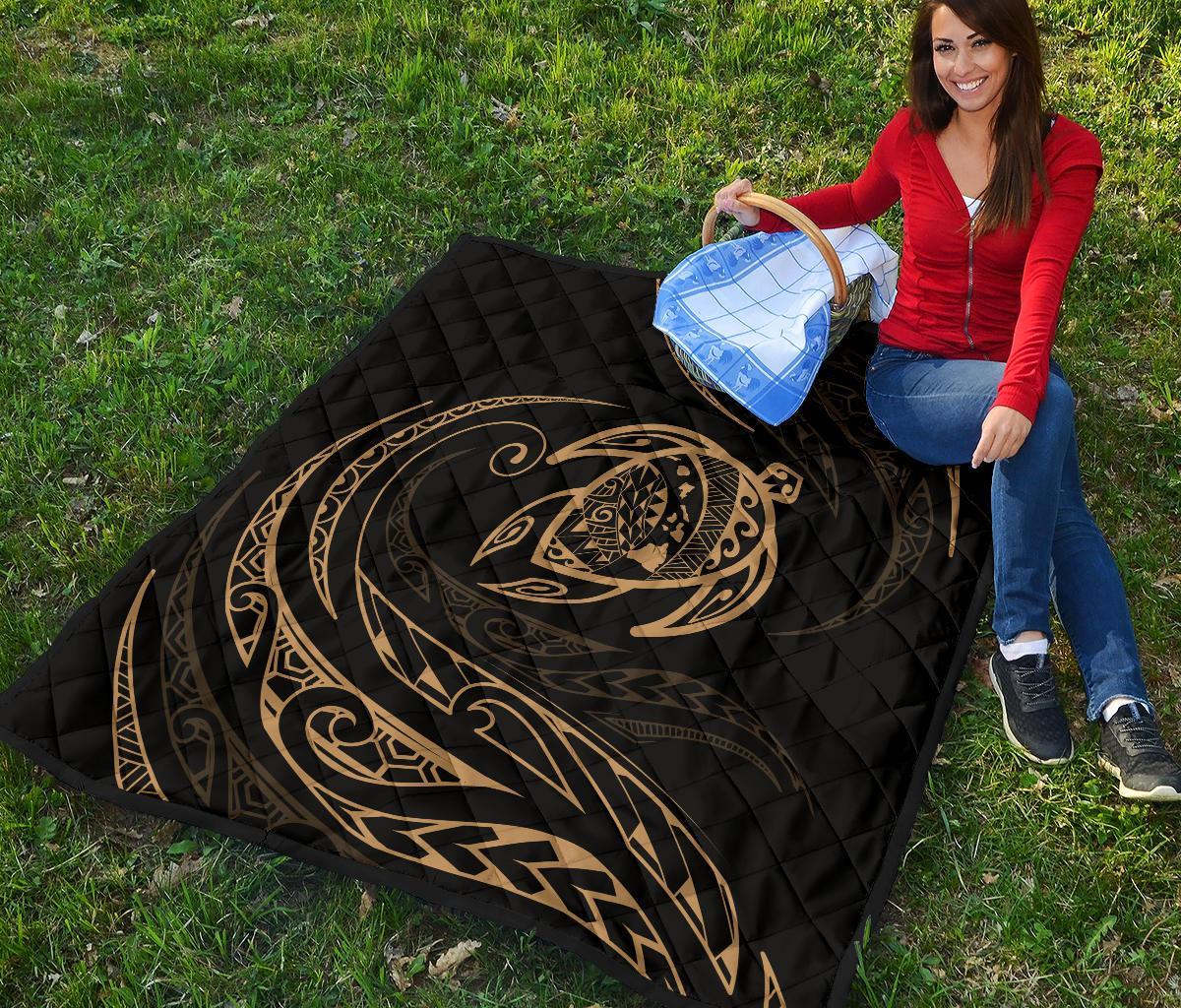 Hawaii Turtle Premium Quilt - Gold - Frida Style - Polynesian Pride