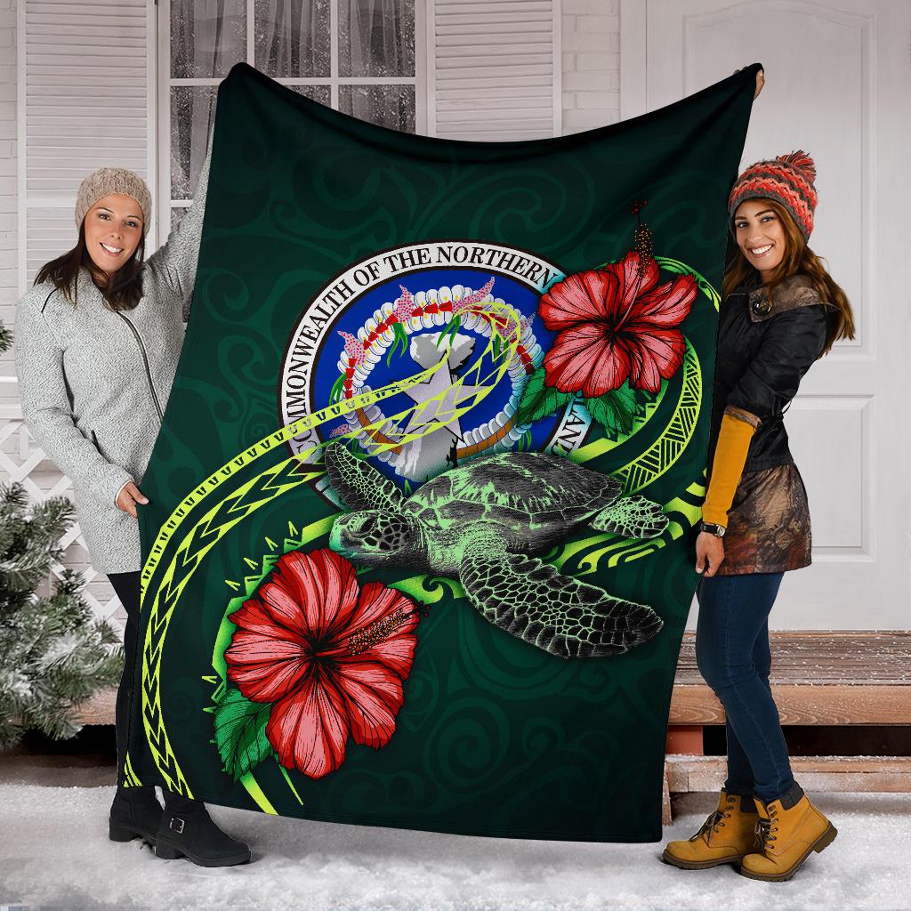Northern Mariana Islands Polynesian Premium Blanket - Green Turtle Hibiscus - Polynesian Pride