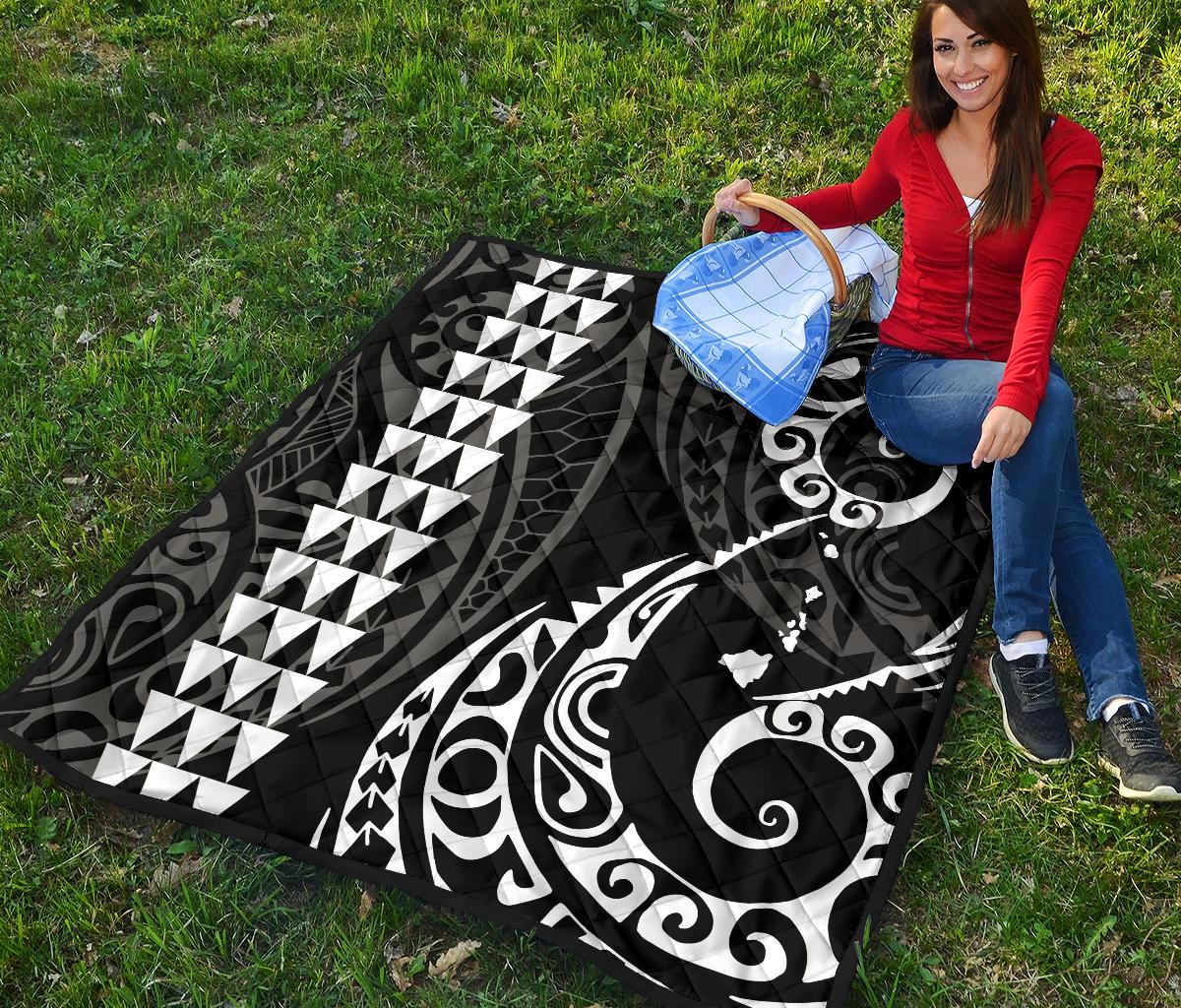 Hawaii Kakau White Polynesian Premium Quilt - Polynesian Pride