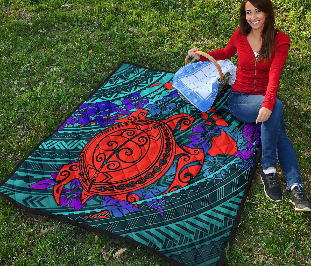 Hawaii Polynesian Premium Quilt - Hawaii Red Turtle Map & Purple Hibiscus - Polynesian Pride