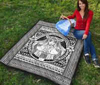 Hawaii Polynesian Pele Kanaka Premium Quilt White - Polynesian Pride