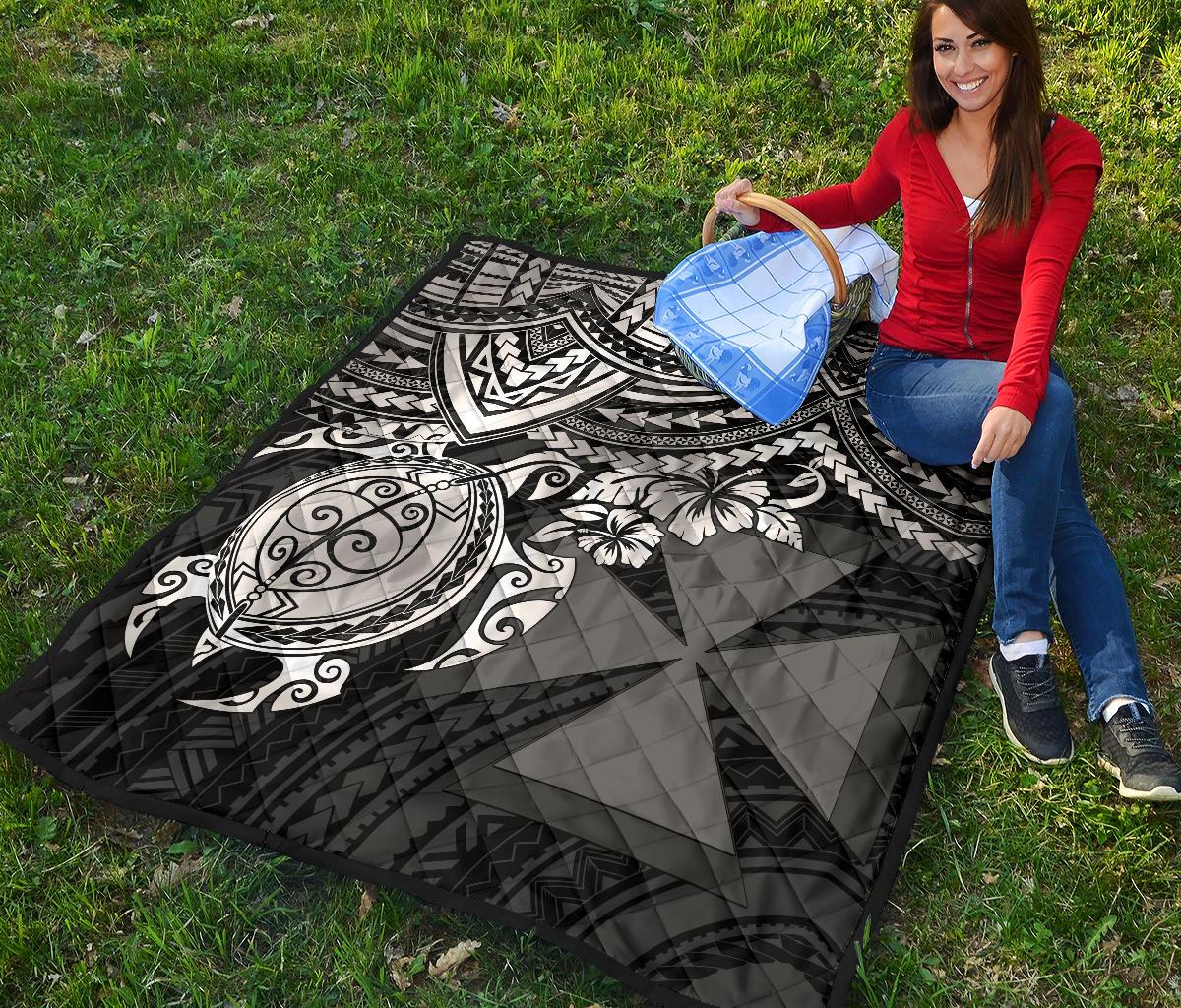 Wallis and Futuna Polynesian Premium Quilt - Wallis and Futuna Coat Of Arms & White Turtle Hibiscus - Polynesian Pride