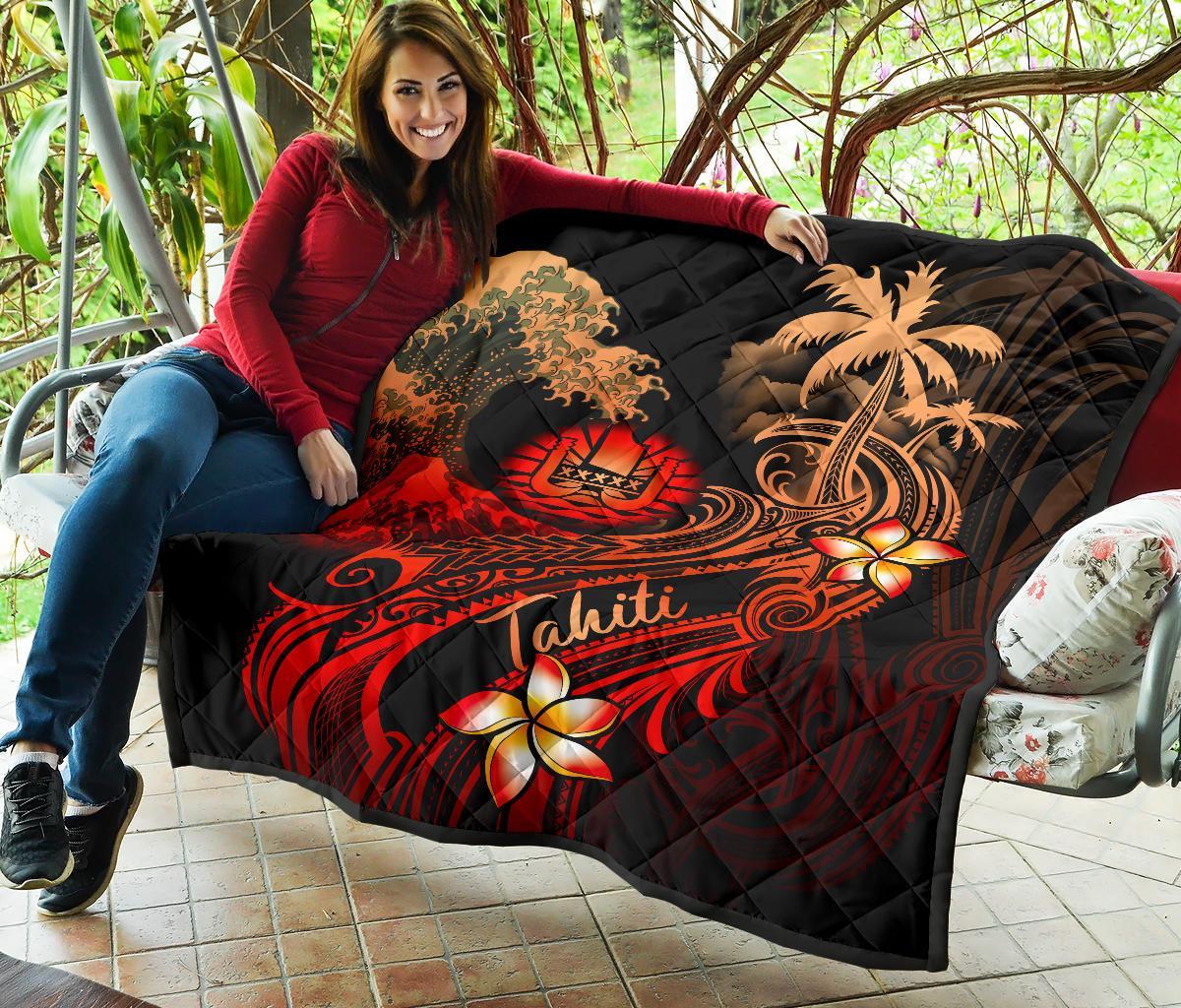 Tahiti Polynesian Premium Quilt - Plumeria Flowers And Waves - Polynesian Pride