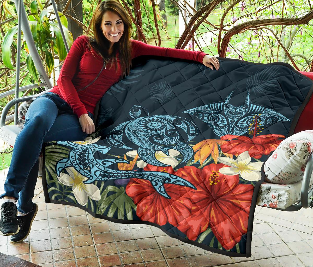 Hawaii Turtle Shark Manta Ray Hibiscus Plumeria Premium Quilt - Polynesian Pride