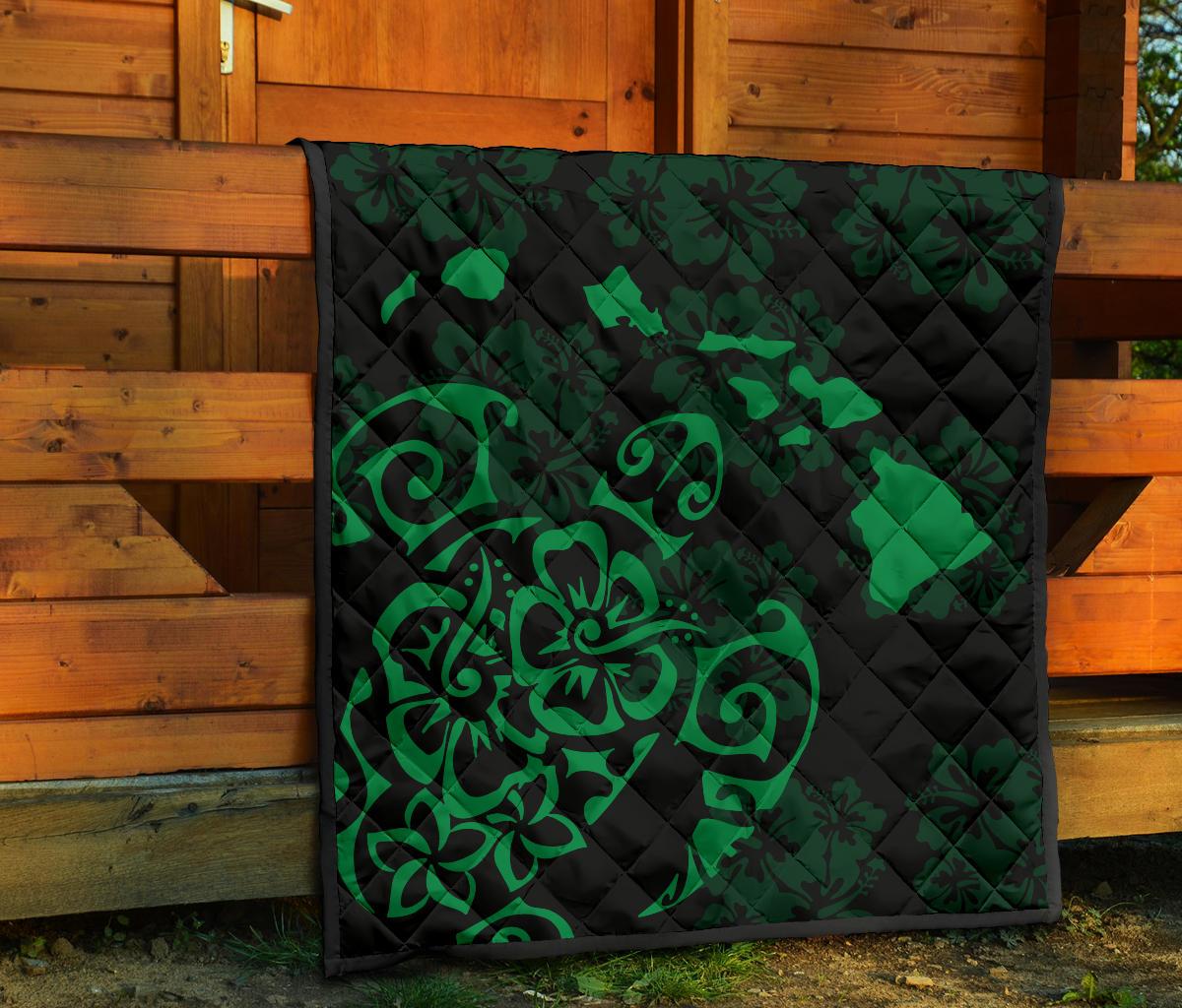 Turtle Hibiscus Map Green Premium Quilt - Polynesian Pride