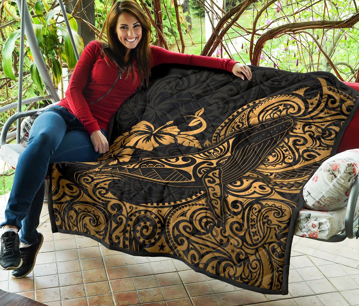 Polynesian Hawaii Premium Quilt - Polynesian Golden Humpback Whale - Polynesian Pride