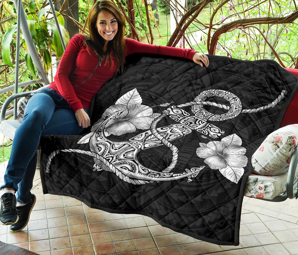 Anchor White Poly Tribal Premium Quilt - Polynesian Pride