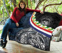 Polynesian Hawaii Premium Quilt - Hawaii Seal With Plumeria Style - Polynesian Pride