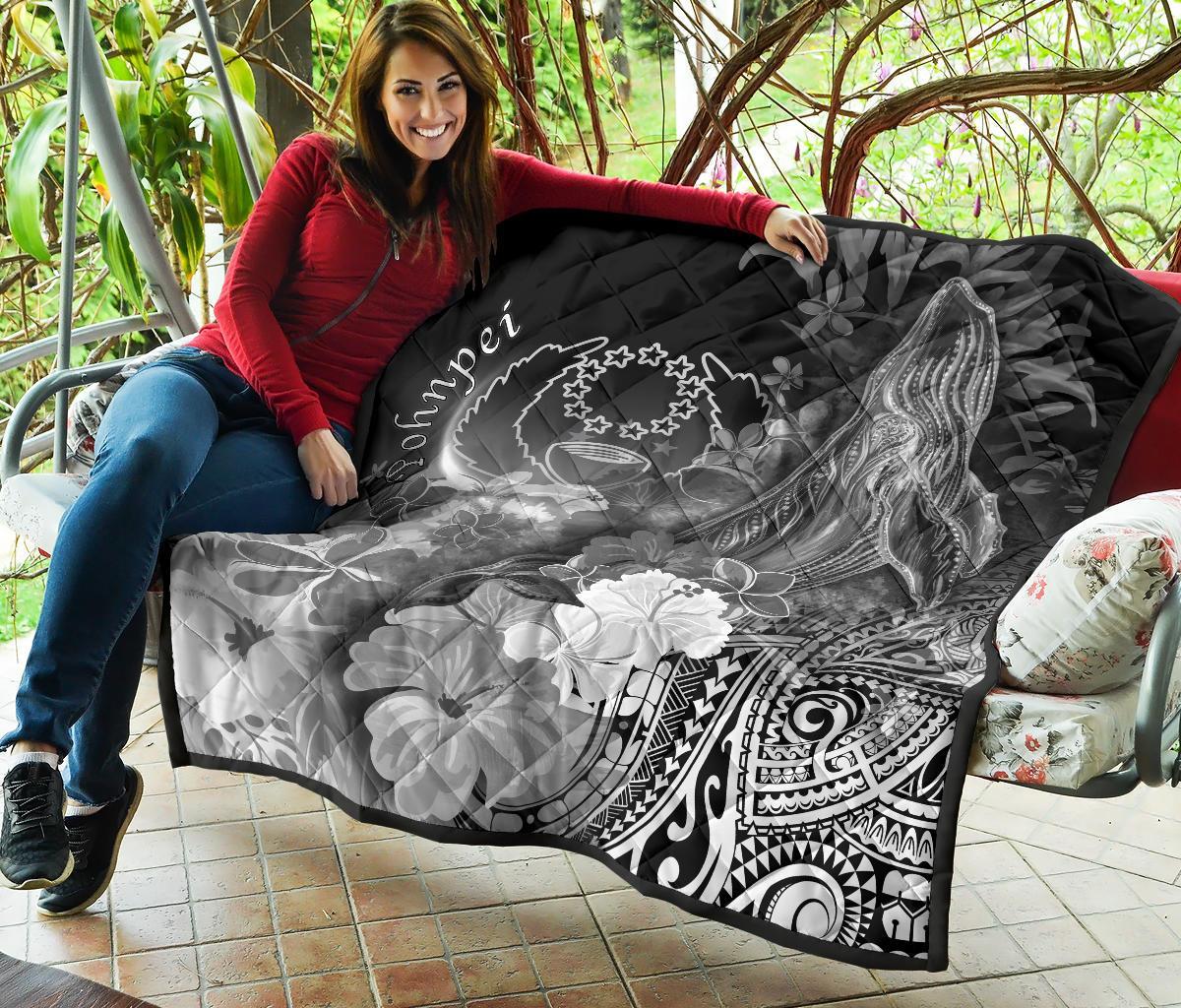 Pohnpei Premium Quilt - Humpback Whale with Tropical Flowers (White) - Polynesian Pride