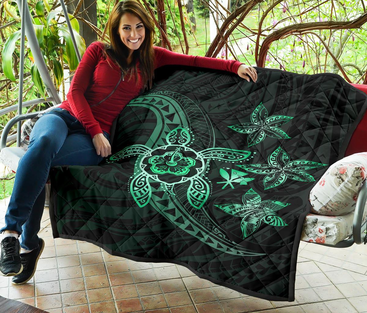Kanaka Map Hibiscus Plumeria Turtle Art Turquoise Polynesian Premium Quilt - Polynesian Pride