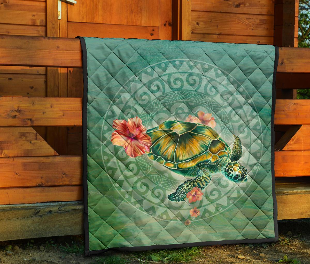 Circle Turtle Premium Quilt - Polynesian Pride