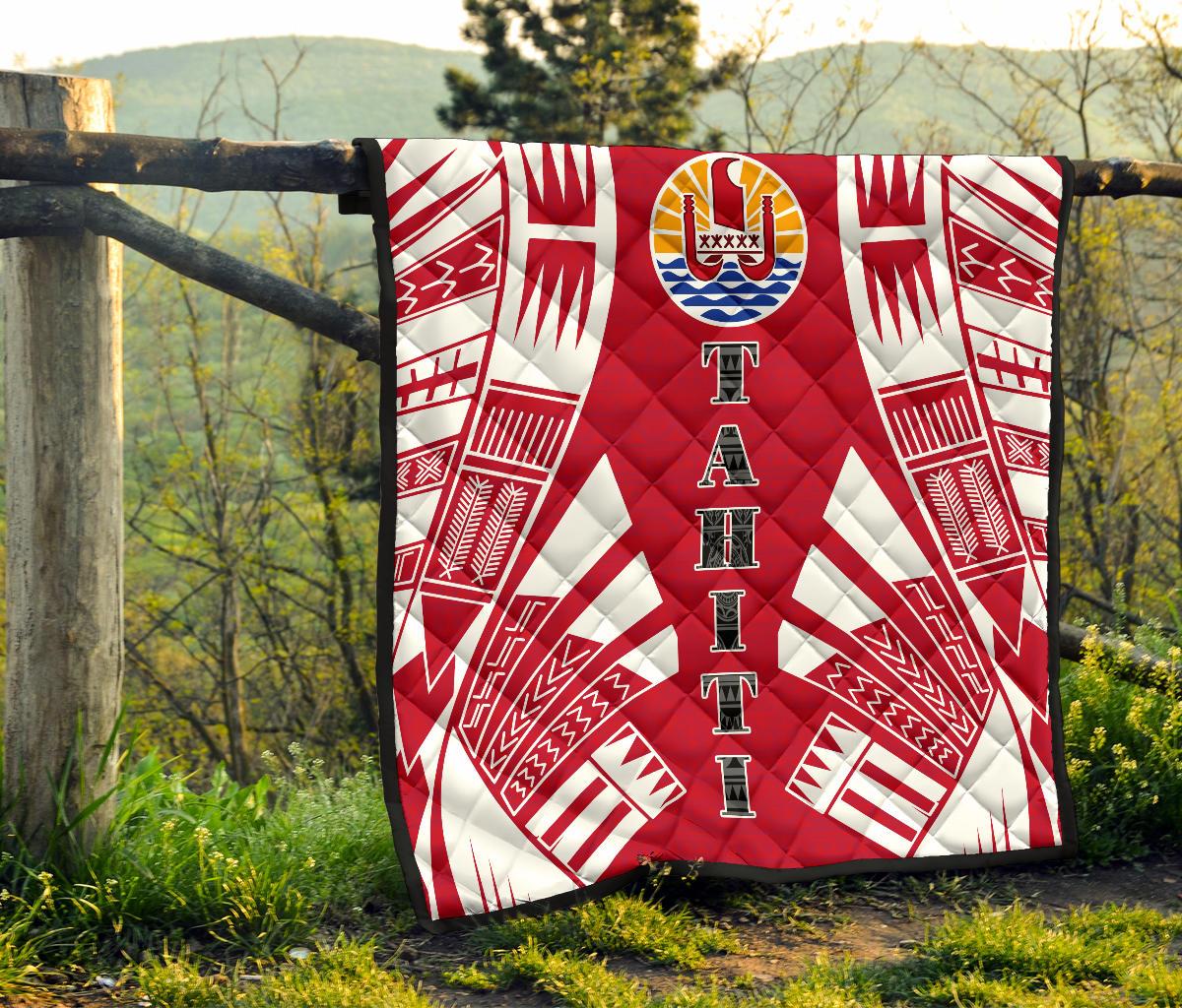 Tahiti Premium Quilt - Tahiti Flag Polynesian White Tattoo (Red) - Polynesian Pride