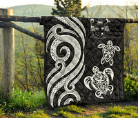 Fiji Polynesian Premium Quilt - White Tentacle Turtle Crest - Polynesian Pride