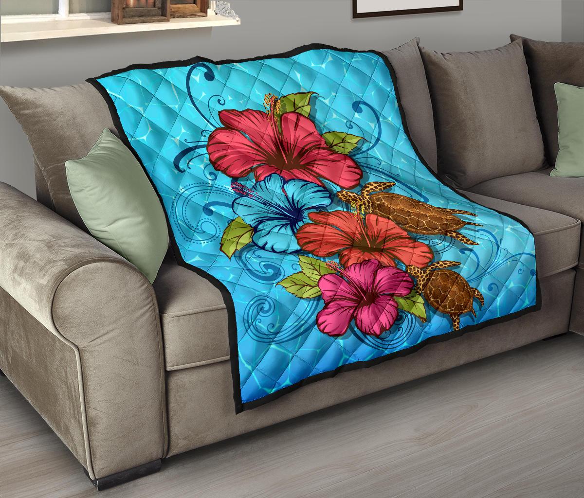 Ocean Hibiscus Premium Quilt - Polynesian Pride