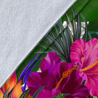 Palau Premium Blanket White - Turtle Plumeria Banana Leaf Crest - Polynesian Pride