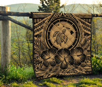 Hawaii Premium Quilt - Hawaii Map Honu Hibiscus Gold Polynesian Premium Quilt - Polynesian Pride