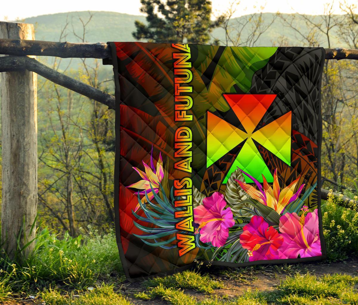 Wallis and Futuna Polynesian Premium Quilt - Hibiscus and Banana Leaves - Polynesian Pride