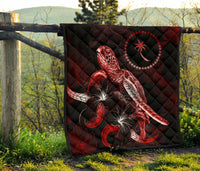 Chuuk Polynesian Premium Quilt - Turtle With Blooming Hibiscus Red - Polynesian Pride