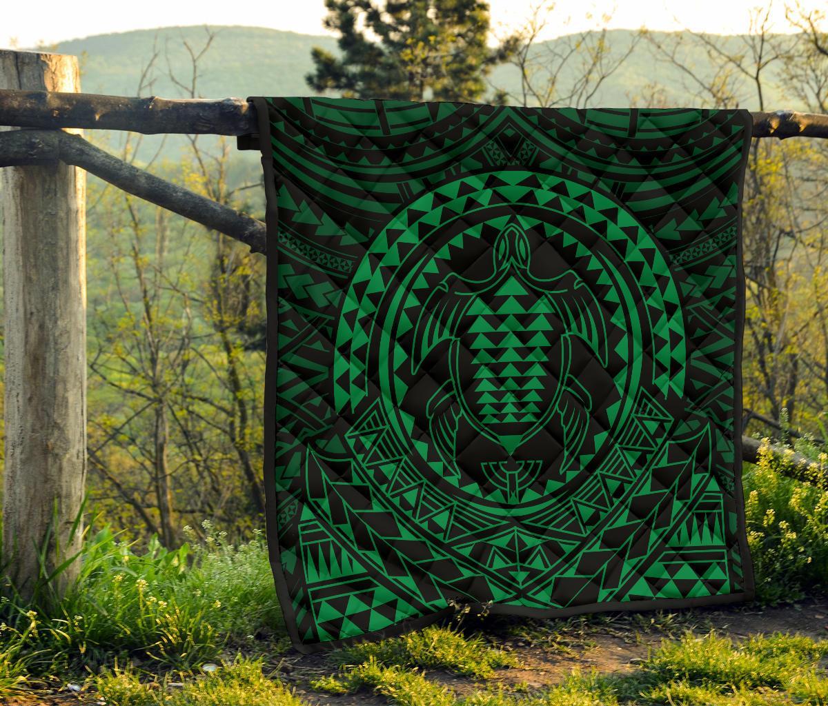 Hawaiian Kakau Honu Arc Green Polynesian Premium Quilt - Polynesian Pride