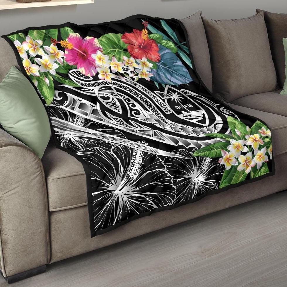 Guam Polynesian Premium Quilt - Summer Plumeria (Black) Black - Polynesian Pride