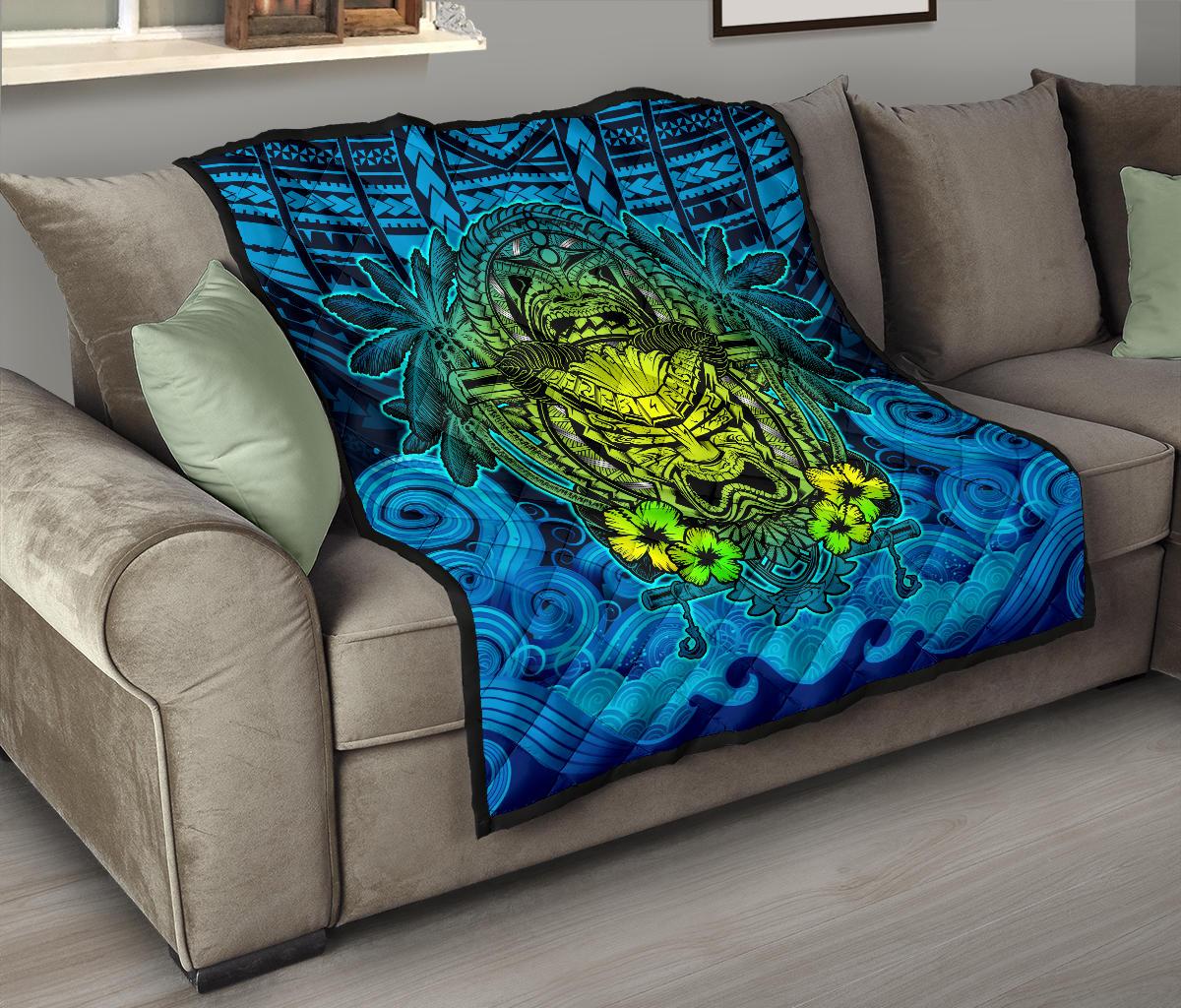 Hawaii Polynesian Premium Quilt - Hawaiian Green Yellow Tiki Face (Blue) BLUE - Polynesian Pride
