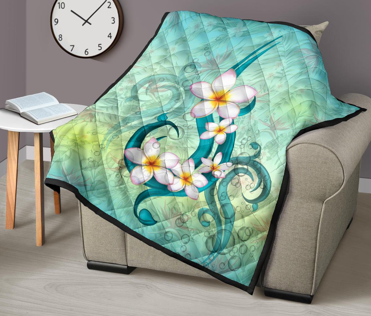 Hawaii Plumeria Premium Quilt - Polynesian Pride