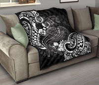 Tonga Premium Quilt - White Shark Polynesian Tattoo - Polynesian Pride