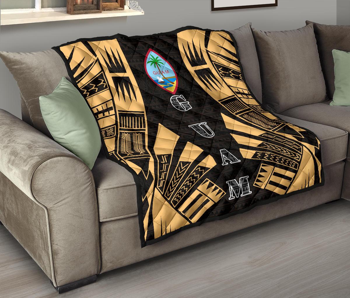 Guam Premium Quilt - Guam Coat Of Arms Polynesian Gold Tattoo - Polynesian Pride