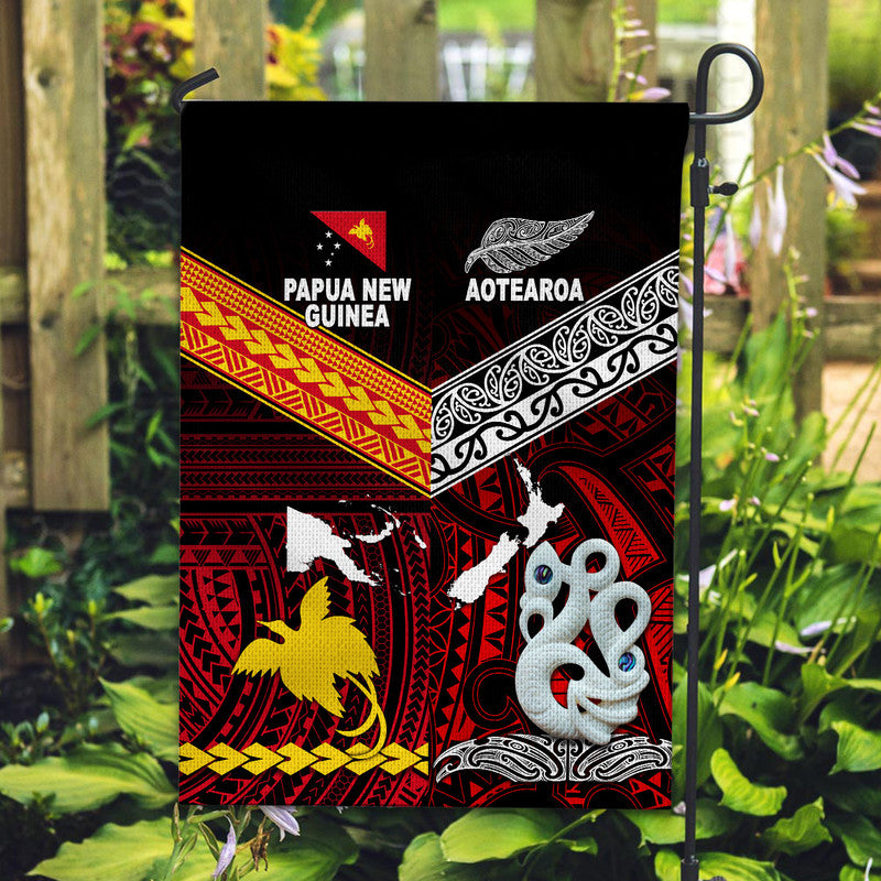 New Zealand And Papua New Guinea Flag Together - Red LT8 House Flag - Polynesian Pride