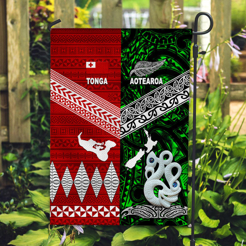 New Zealand And Tonga Flag Together - Green LT8 House Flag - Polynesian Pride