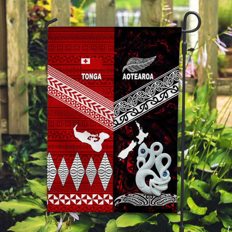 New Zealand And Tonga Flag Together - Red LT8 House Flag - Polynesian Pride