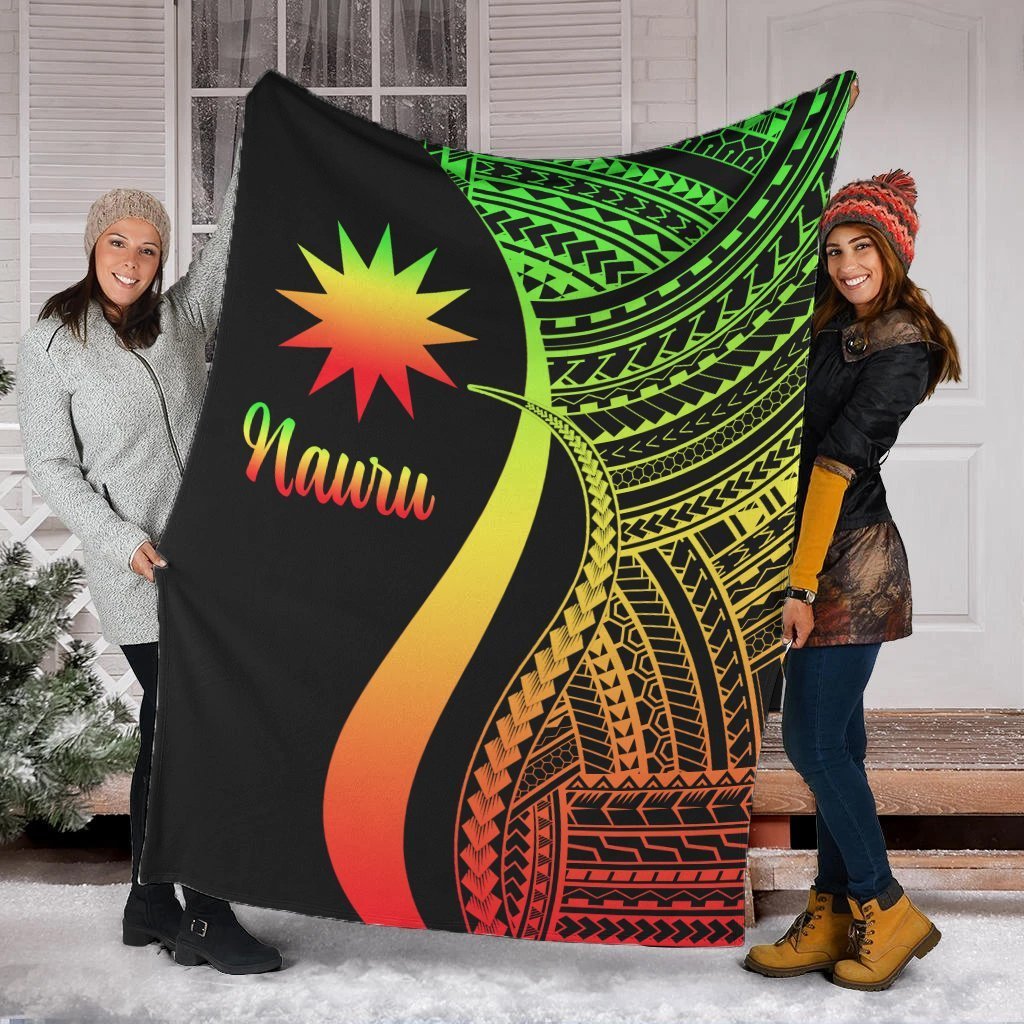 Nauru Premium Blanket - Reggae Polynesian Tentacle Tribal Pattern White - Polynesian Pride