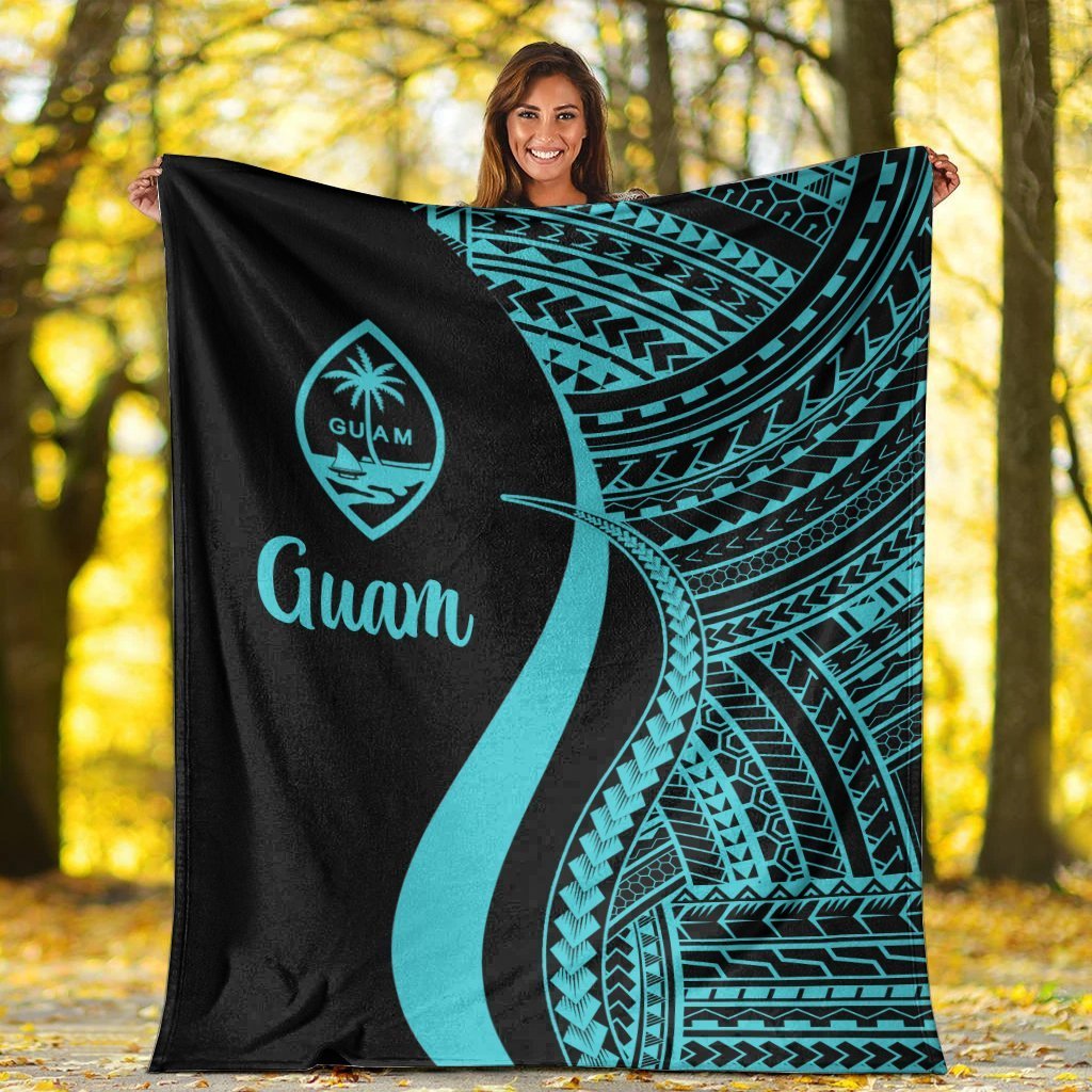 Guam Premium Blanket - Turquoise Polynesian Tentacle Tribal Pattern - Polynesian Pride