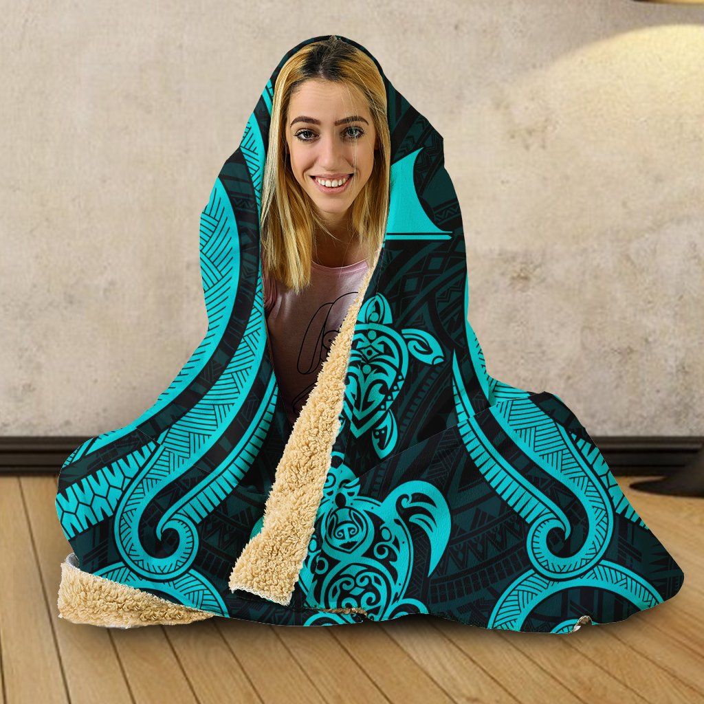 Tokelau Hooded Blanket - Turquoise Tentacle Turtle - Polynesian Pride