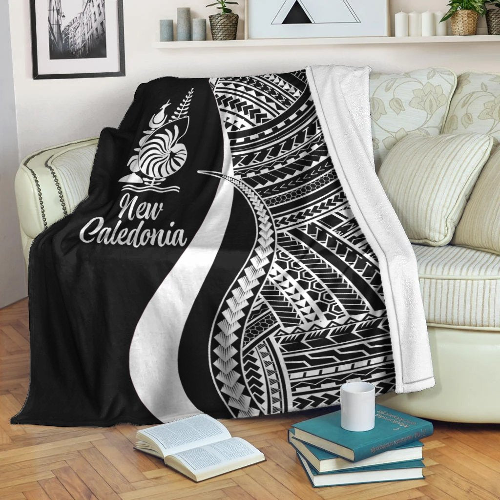 New Caledonia Premium Blanket - White Polynesian Tentacle Tribal Pattern Crest - Polynesian Pride