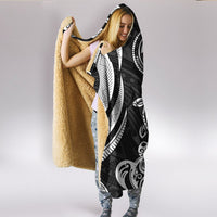 Federated States of Micronesia Hooded Blanket - White Tentacle Turtle - Polynesian Pride