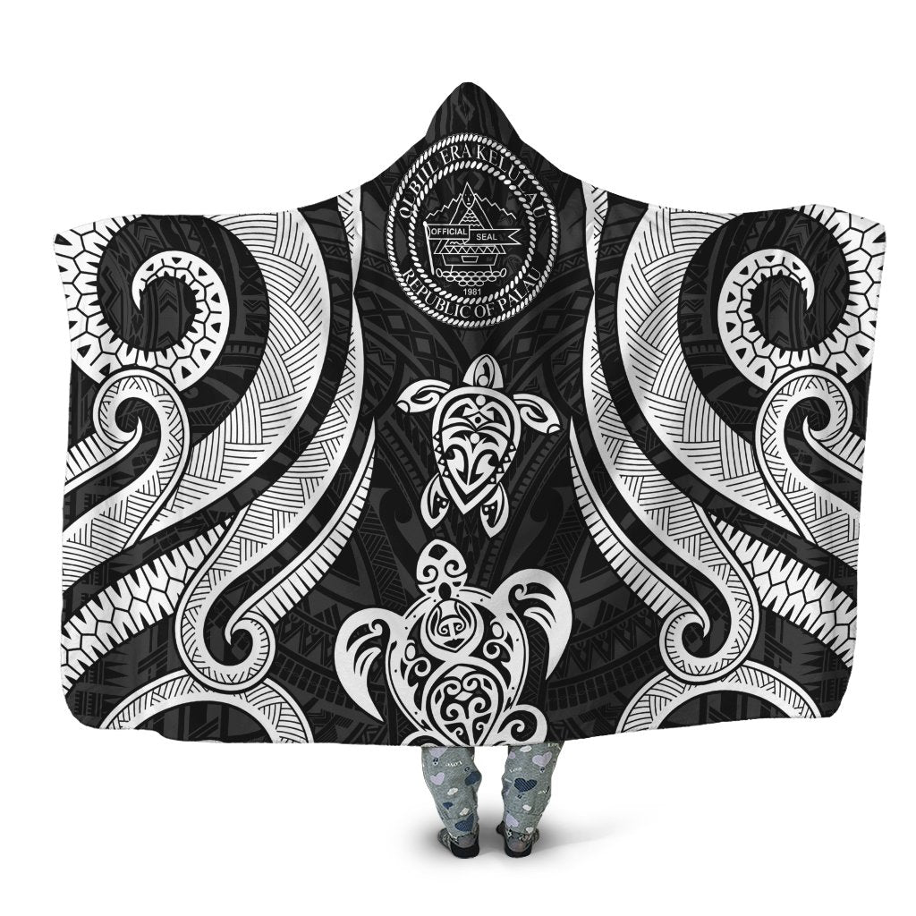 Palau Hooded Blanket - White Tentacle Turtle Hooded Blanket White - Polynesian Pride